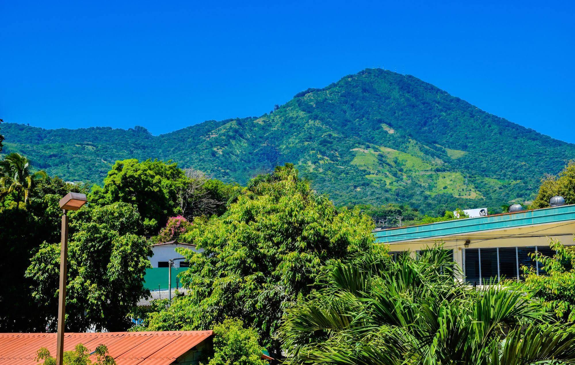 Hotel Gardenia Inn San Salvador Kültér fotó